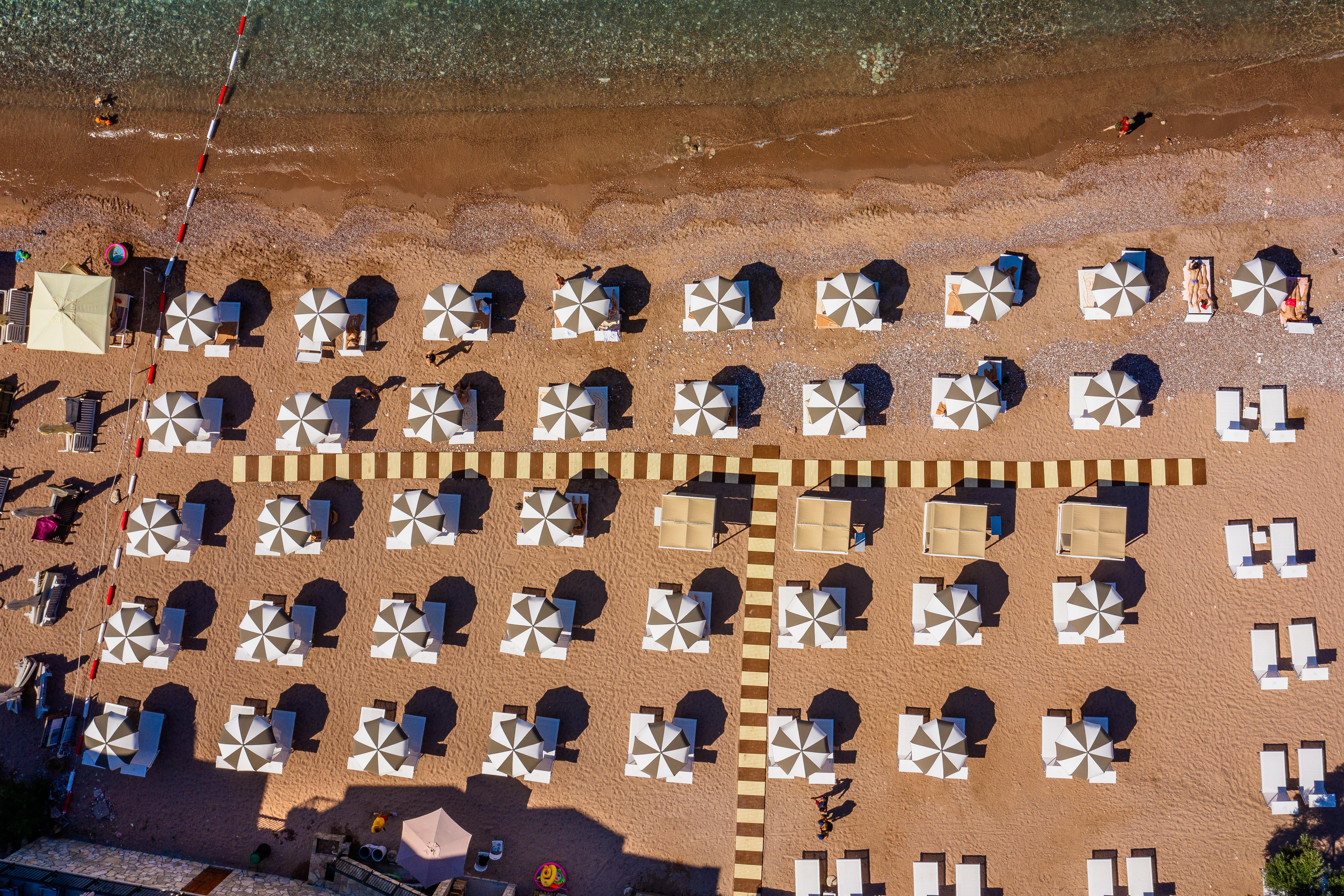 Hotel California By Aycon Sveti Stefan Exterior photo